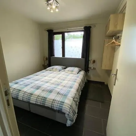 Nyaraló De La Famenne *