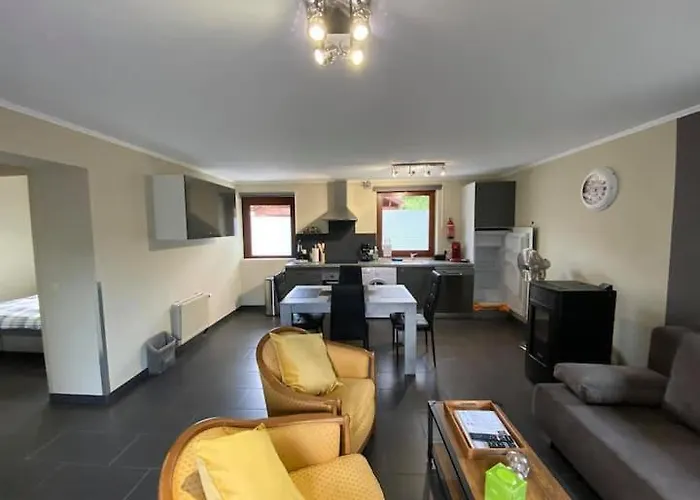 Nyaraló De La Famenne Marche-en-Famenne