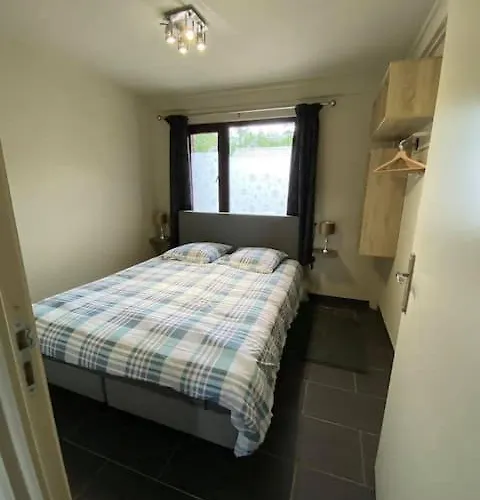 Nyaraló De La Famenne *